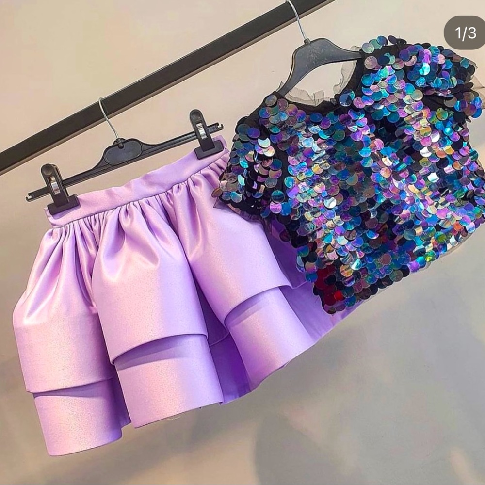 Girl’s skirt set